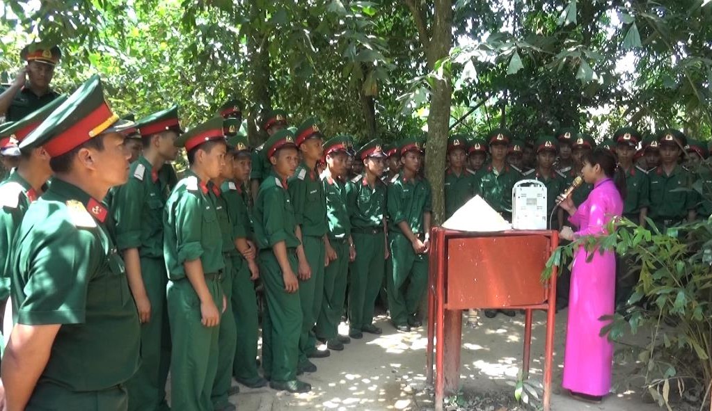 Đa dạng hình thức học tập và làm theo gương Bác